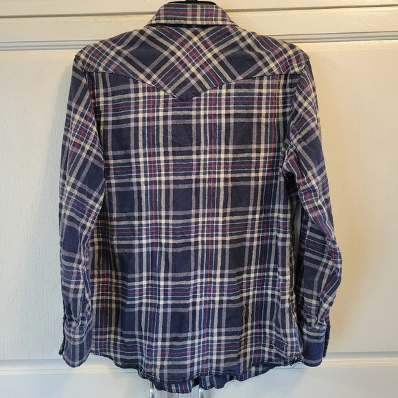 Vintage Wrangler Western Fit Long Sleeve Plaid Pearl Snap Button Flannel Shirt - Picture 2 of 6